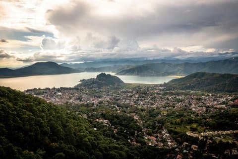 Magic Town Valle de Bravo fra Mexico City