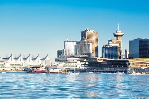 Hoteller i nærheden af Vancouver Canada Place City Boat Tour
