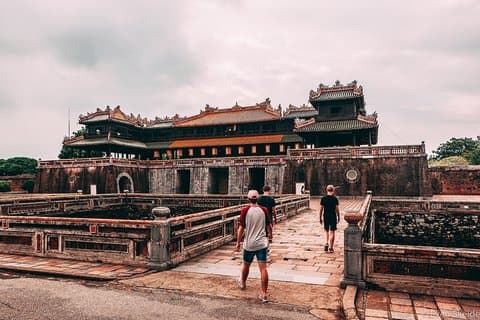 HUE Imperial City, tomba di Khai Dinh, tour privato Hai Van Pass