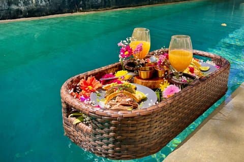 Private schwimmende Frühstück Chef Experience in Tulum