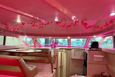 50 Pies Rosa Mamacita Yate