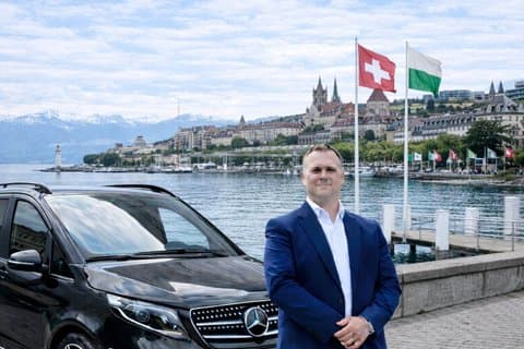 Day Trip from Lausanne to Interlaken,Lauterbrunnen & Grindelwald
