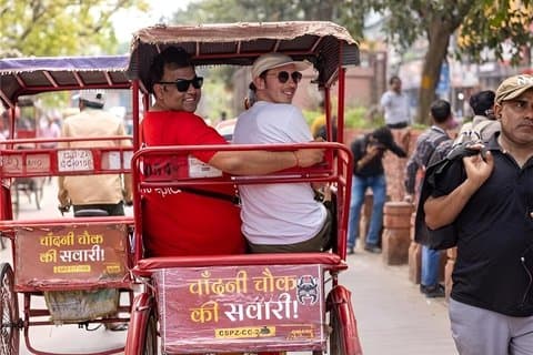 Delhi Shopping Tour mit lokalem Gastgeber, Street Food & Märkten