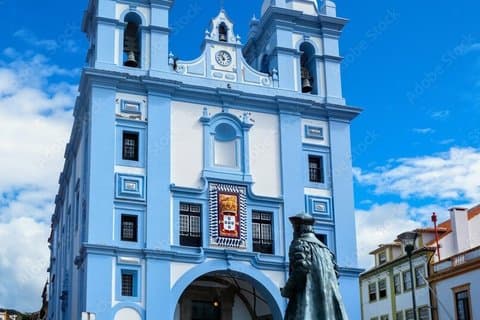 Historical and charming Angra walking tour