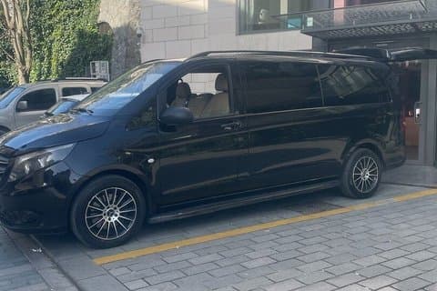 IST Flughafen Transport Ein toller Start in Ihren Urlaub!!