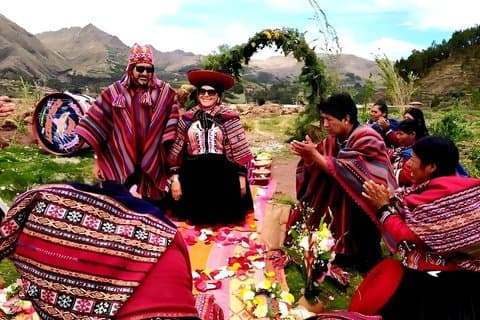 Authentische Andenhochzeit in Umasbamba