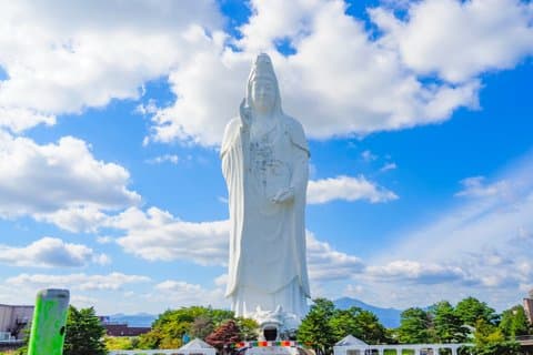 Half Day Tour in Sendai Kitayama Gozan & Sendai Daikannon Statue