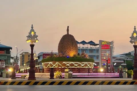 Privater Taxi Transfer von Kampot nach Phnom Penh Flughafen KTI