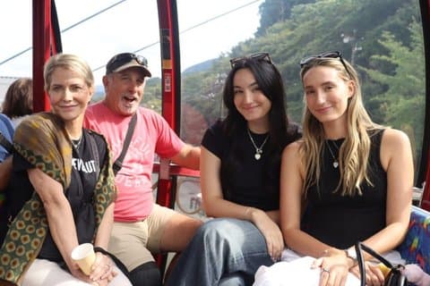Hakone Private Tour by car from Tokyo: Mt.Fuji view & Shrine