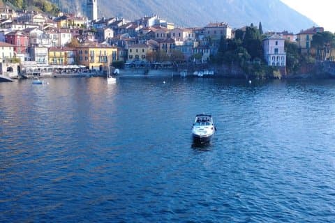 Tour en lancha rápida por el lago Como Villas icónicas y vistas panorámicas