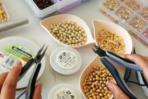 Moederdag sieraden maken klasse in New York City