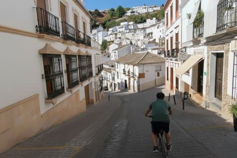 Selvguidet cykel eventyr fra Ronda til Setenil