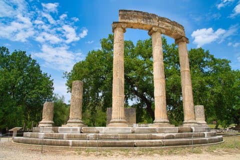 Private Transfer from Patras to Olympia with 2h Sightseeing Stop