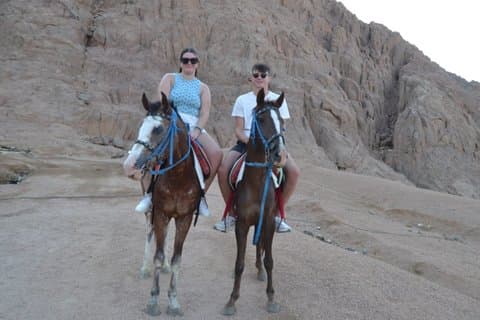 Hurghada - Cavalgada de uma hora no deserto com transferências