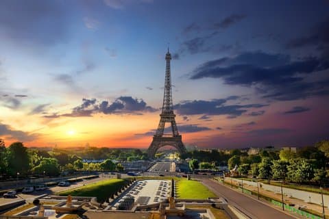 Accesso alla Torre Eiffel fino alla cima con scale e ascensore