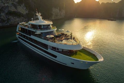 Stellar of the Seas : 5 - Star 2 - Tagesausflug in Lan Ha Bay