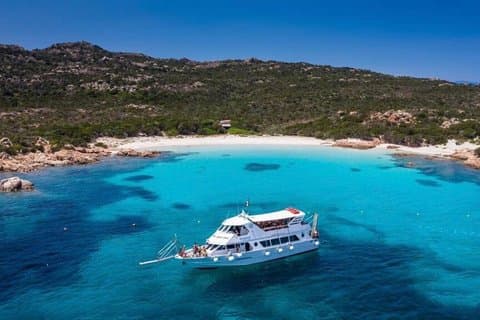 La Maddalena-skjærgården med motorbåt fra S Teresa G