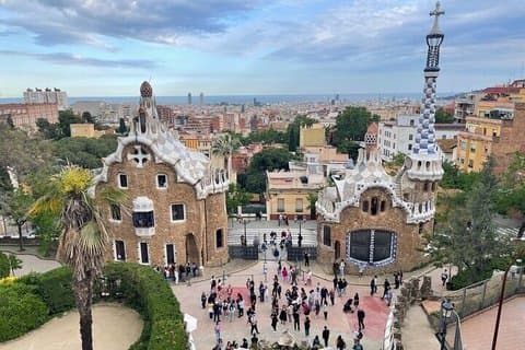 Excursão ao Parque Güell com Guia Especialista