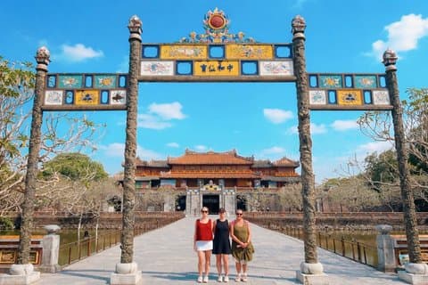 Hoi An/Da Nang to Hue via Hai Van Pass & Imperial City Experience