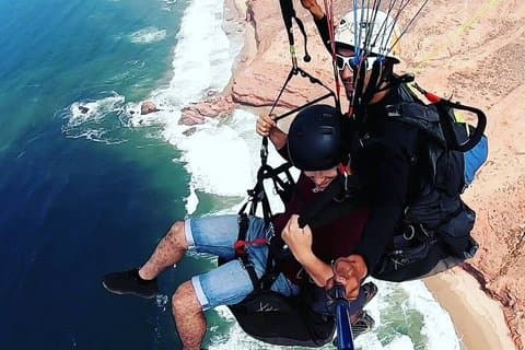 Paragliden in Aglou en Legzira: vlucht met uitzicht op de oceaan