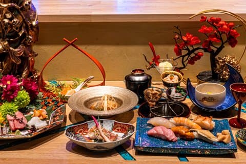 Shinsaibashi : SHIN NIPPON Kunstnerisk Sushi Kurs | Viator Eksklusiv