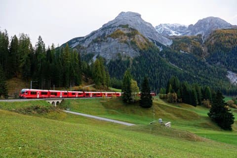 Glacier Express e LAAX Alpine Experience | De Zurique