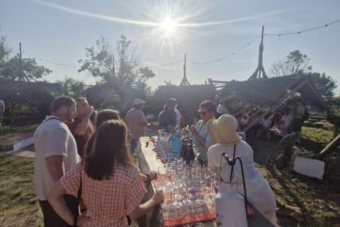 Golden Hour Guided Tour: Histria Citadel & Local Wine Tasting