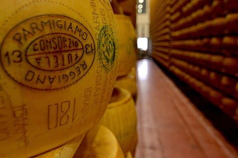 Reggio Emilia: Parmigiano Reggiano Cheese Tour & Tasting
