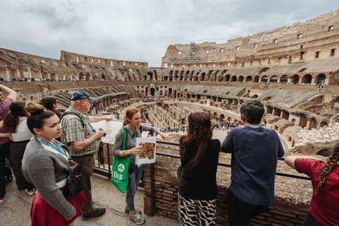 Tour a piedi degli antichi luoghi di interesse di Roma
