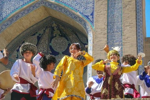 Descubrimiento de la Ruta de la Seda de Uzbekistán