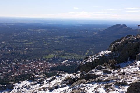 Caminhadas exclusivas com guia oficial em Madrid