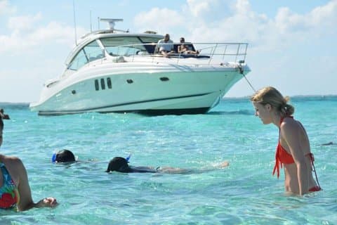 Få svar från personal och tidigare gäster på Stingray City Starfish Point & Snorkling.