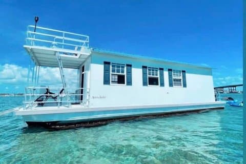 Private pontoon charter half day Hosted Houseboat Experience