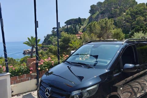 Traslado desde la ciudad de Palermo o el aeropuerto a Taormina.