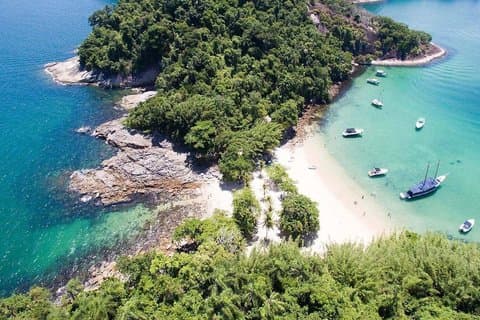 Angra dos Reis privat båttur – Paradisöarna och klart vatten