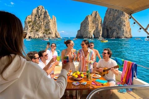 Premiumbåttur till Capri med avstigning från Amalfi