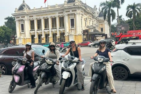 Hanoi Motorcykeltur med kvindelige ryttere