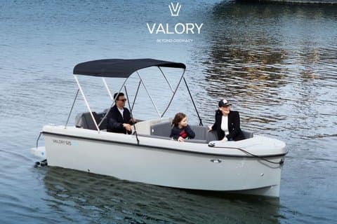 イラクリオンでのプライベートプレミアムボートレンタル:Valory 525