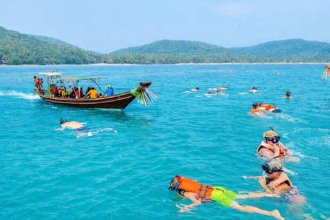 Ilha do Porco e Koh Tan Tour de meio dia ao pôr do sol por Join Longtail Boat
