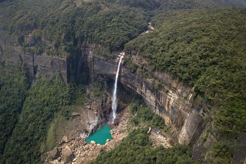 Same Day Cherrapunjee (Sohra) Tour from Guwahati by Car.