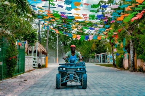 Cozumel ATV Adventure Jungle Trail à El Cedral et Jade Cenote