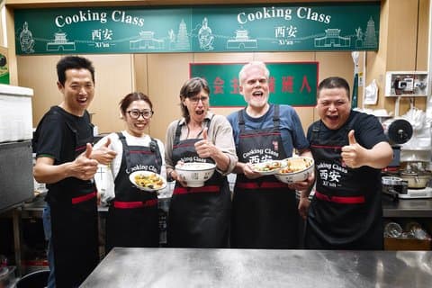 Xi’an Biangbiang Noodle Cooking Class con Host locale