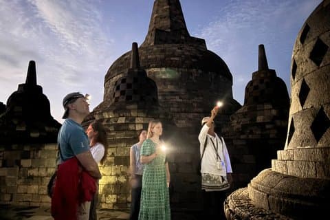 From Semarang Port: Borobudur Full Climb Up Guided Excursion
