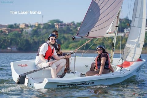 Oplev sejlads ved Bambolim Goa med Aquasail