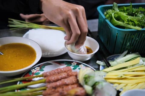 Hue Street Food Tour med lokal mad ekspertguide