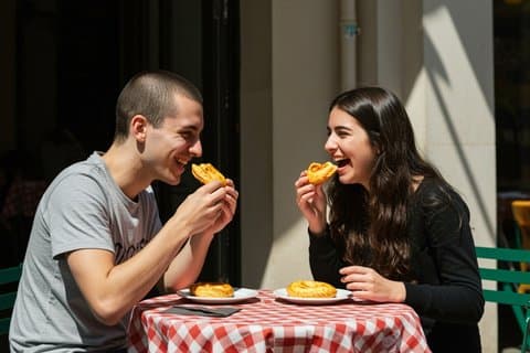 Medellin : El Poblado Food Tour met 7 + Locals Favoriete gerechten
