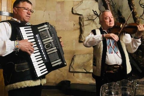 Moldawien Weintour Cricova und Milestii Mici in einem sowjetischen Lada