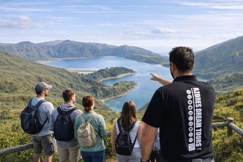 Excursão de dia inteiro Sete Cidades & Lagoa do Fogo com almoço
