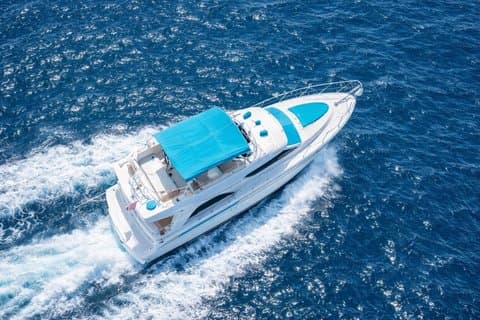 Miami Yacht Charter 50' | 2 Jetski-ture | Privat bådudlejning