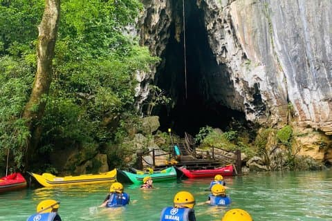 Visite de la grotte paradisiaque et de la grotte sombre en petit groupe